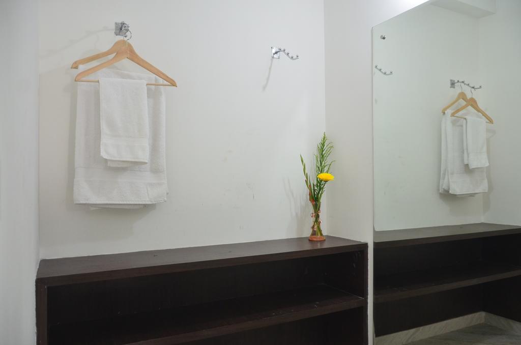 Hotel Amaravati Siliguri Quarto foto